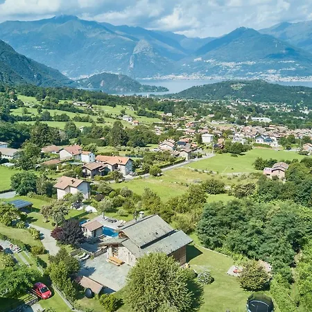 Con Piscina E Vista Panoramica كوليكو
