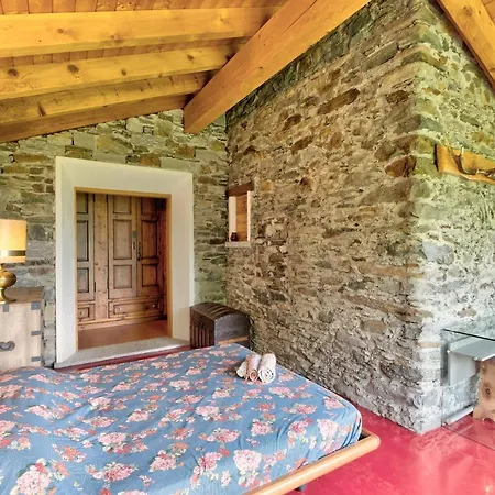 Con Piscina E Vista Panoramica شاليه